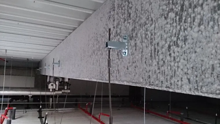 Bild: Schimmel durch Kondensfeuchte