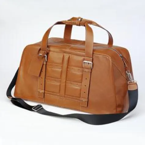 Bild: FerrariStore.com präsentiert die neue Lederwaren-Linie Ferrari Daytona