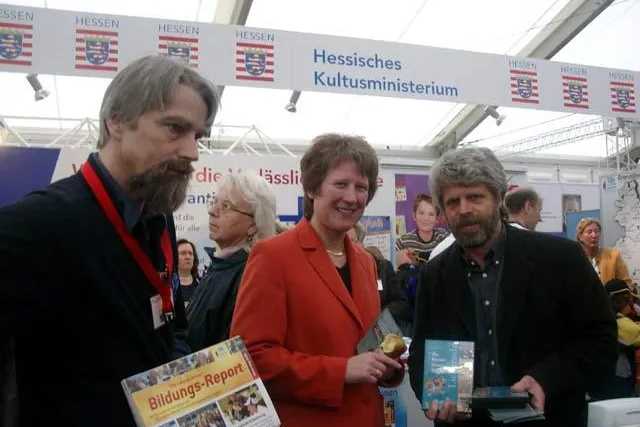 Licherode: Besser-Esser-DVD auf dem Hessentag vorgestellt Bild: Licherode: Besser-Esser-DVD auf dem Hessentag vorgestellt