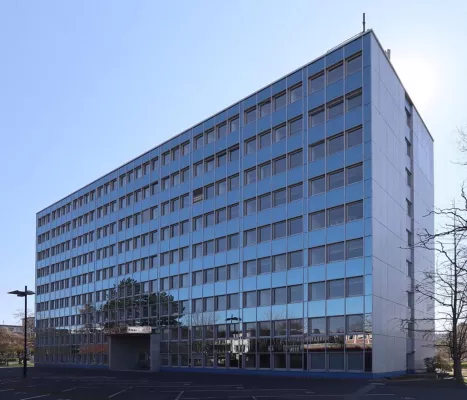 Bild: Erzbistum Köln mietet über Aengevelt und Larbig & Mortag 1.900 m² Bürofläche in Bonn.