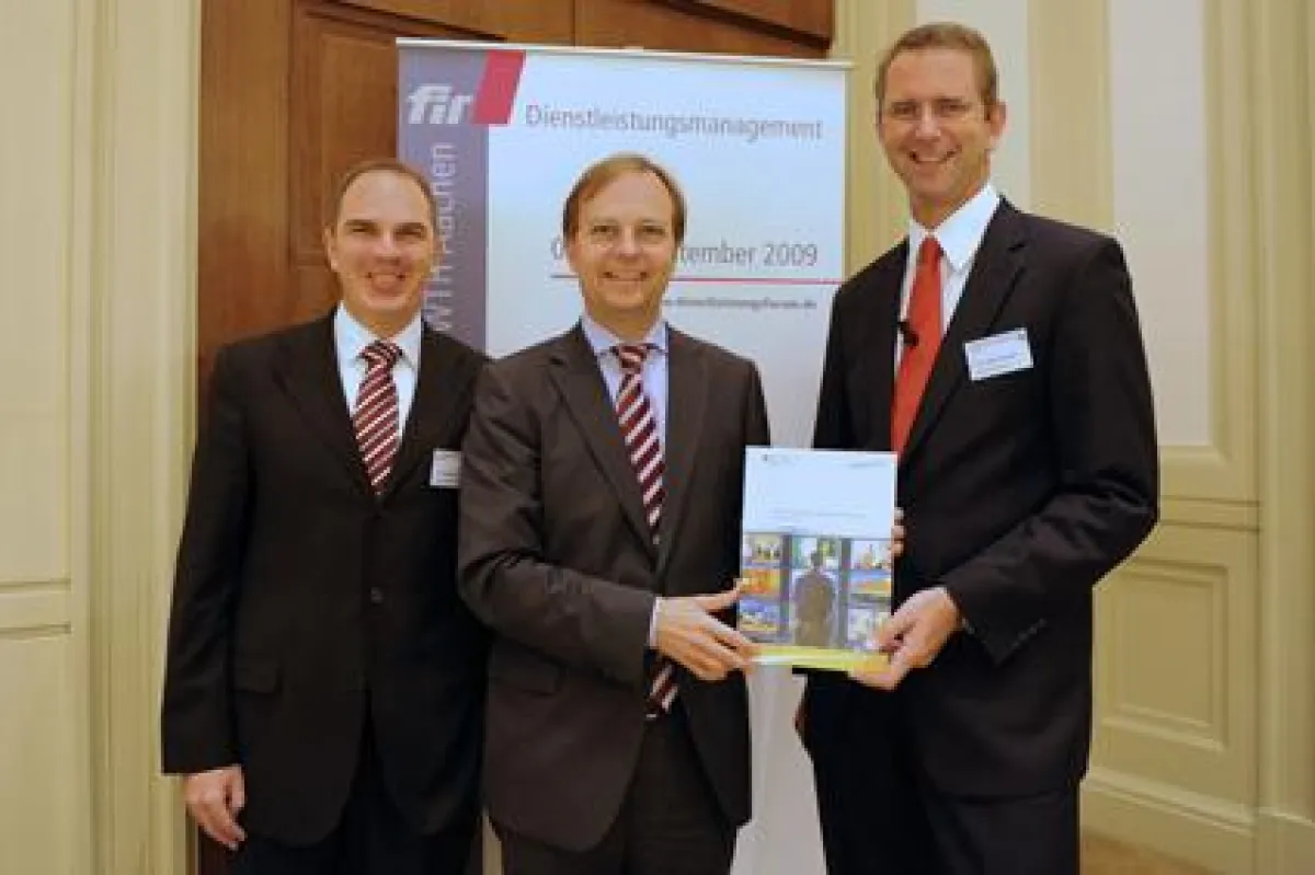 12. Aachener Dienstleistungsforum, Dr. Gerhard Gudergan, Staatssekretär Thomas Rachel (MdB), Professor Dr. Günther Schuh, Foto: David Wilms