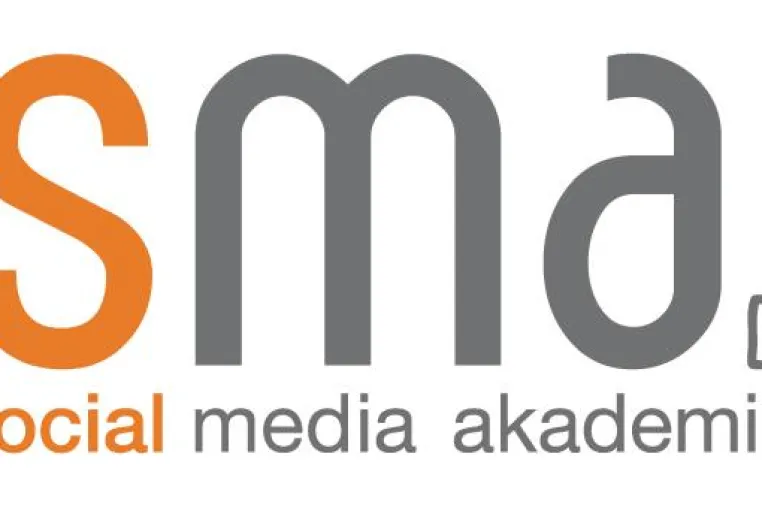 Social Media Fortbildung als Weihnachtsgeschenk Bild: Social Media Fortbildung als Weihnachtsgeschenk