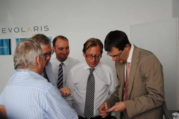 Mobile Kommunikation: evolaris forscht an Geschäftsmodellen und Anwendungen für iPad, Android und Co. Bild: Mobile Kommunikation: evolaris forscht an Geschäftsmodellen und Anwendungen für iPad, Android und Co.