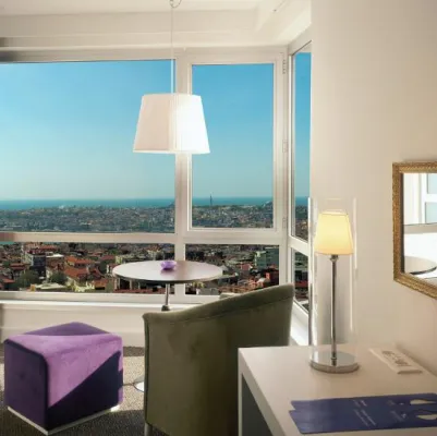 Bild: „Weekend in Style”: Das Designhotel The Marmara Pera bietet Freundinnen den perfekten Städtetrip nach Istanbul