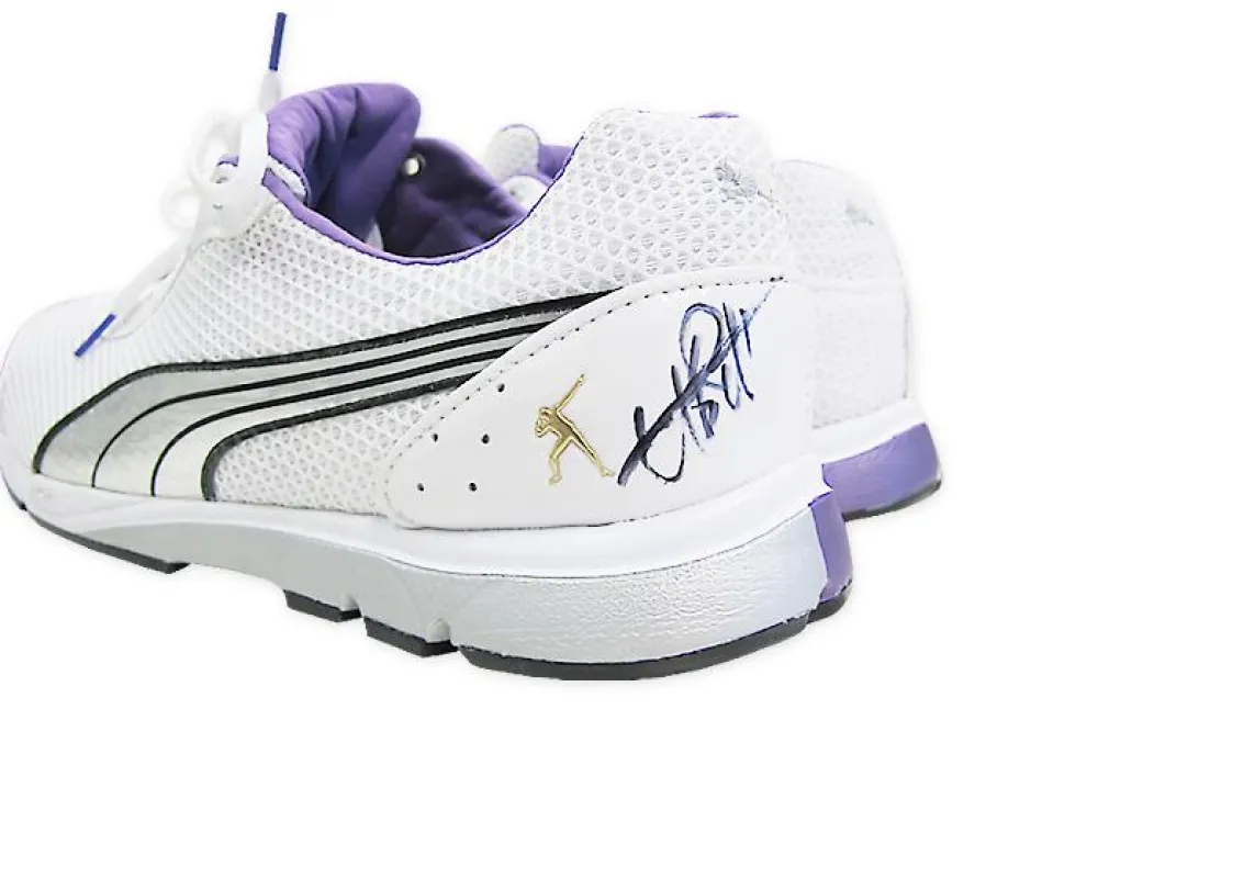 Fans können sich die signierten Lauffschuhe von Sprint-Ass Usain Bolt sichern
