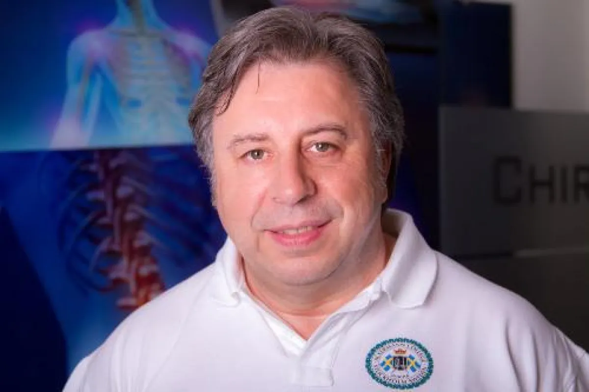 Rainer Thiele M.A., Chiropraktiker, Osteopath. Bildvermerk: Thiele