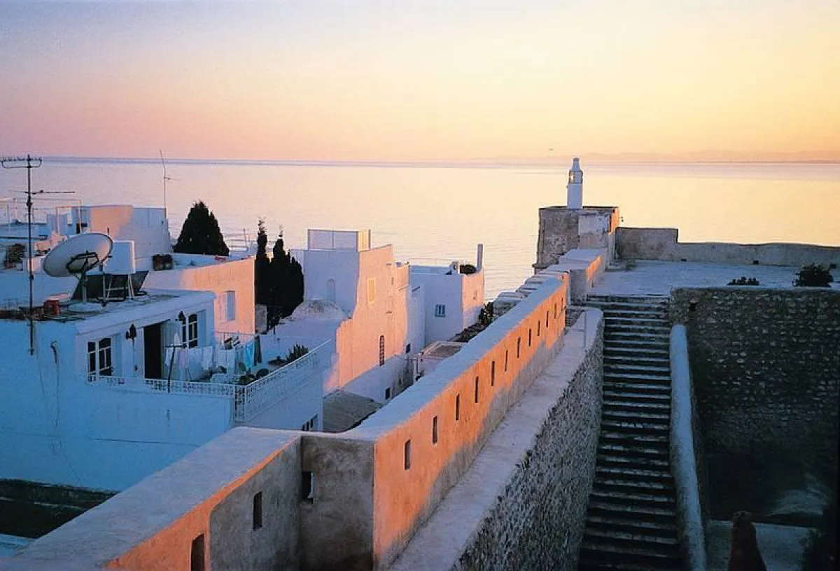 Sonnenuntergang in Hammamet. Copyright: Fremdenverkehrsamt Tunesien