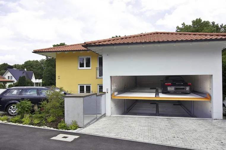 Auch in der Garage barrierefrei bauen - Parksystem Multivario von Klaus mit „Alu-Longlife“ macht’s möglich Bild: Auch in der Garage barrierefrei bauen - Parksystem Multivario von Klaus mit „Alu-Longlife“ macht’s möglich