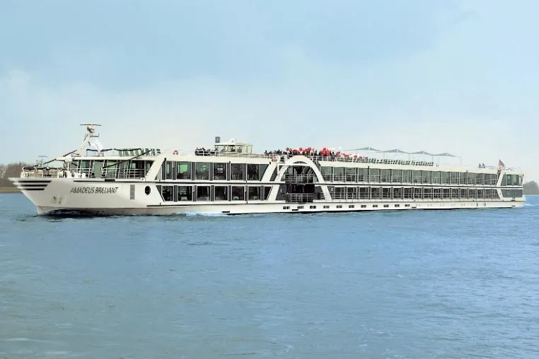 Lüftner Cruises baut neues AMADEUS-Schiff für 2011 Bild: Lüftner Cruises baut neues AMADEUS-Schiff für 2011