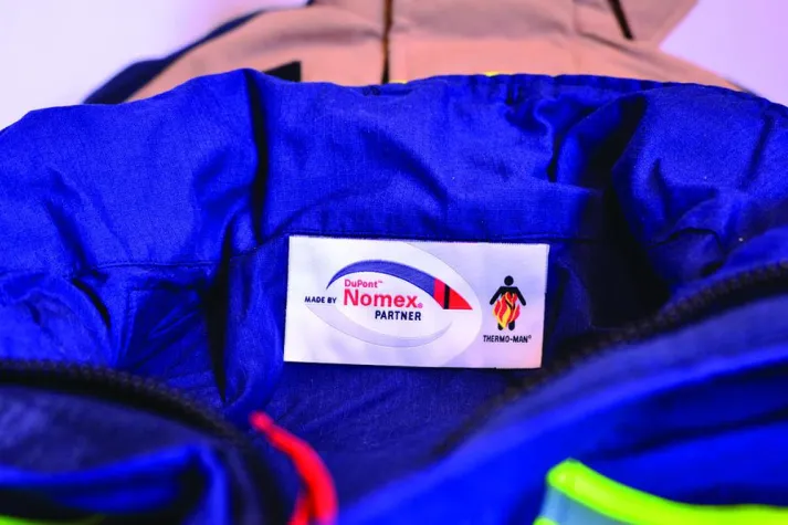 Sicherheit durch Original-Schutzkleidung: Das DuPont™ Nomex® Partner Program Bild: Sicherheit durch Original-Schutzkleidung: Das DuPont™ Nomex® Partner Program