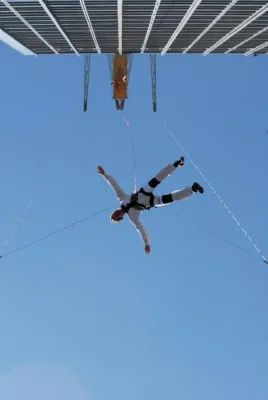 Bild: Skyjump auch in Deutschland