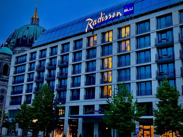 Bild: Radisson Blu Lichter-Countdown bis zur Wiedereröffnung