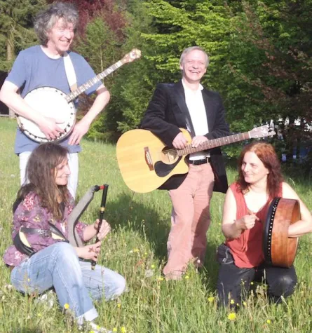 Osterspaß mit der irischen Band "Fragile Matt" Bild: Osterspaß mit der irischen Band "Fragile Matt"