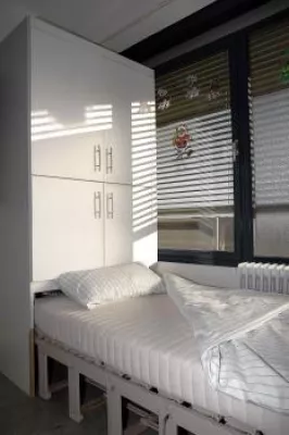 Bild: Schrankbett mit Komfort bringt Flexibilität ins Krankenhaus