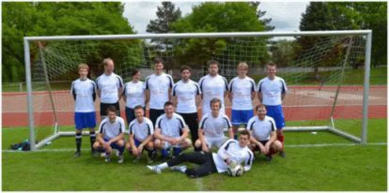 Hochschulpokal 2012 – Mit Fair-Play zum 3. Platz der Vorrunde Bild: Hochschulpokal 2012 – Mit Fair-Play zum 3. Platz der Vorrunde