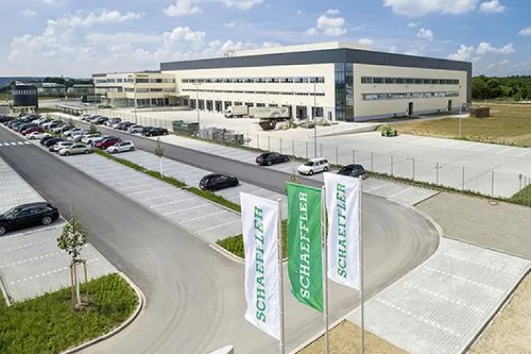 Bild: Schaeffler eröffnet neues Logistikzentrum in Kitzingen