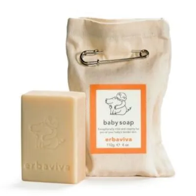 Natürliche Babypflege für einen gepflegten Start ins Leben. Bild: Natürliche Babypflege für einen gepflegten Start ins Leben.