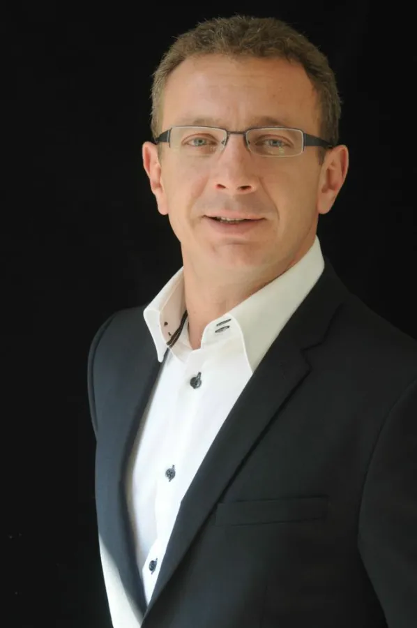 James David wird neuer Country Manager France bei intelliAd