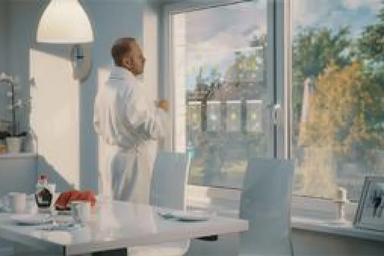 Bild: WELTNEUHEIT VON DRUTEX – REVOLUTIONÄRES INTERAKTIVES FENSTER LÖST TABLET UND FERNSEHER AB