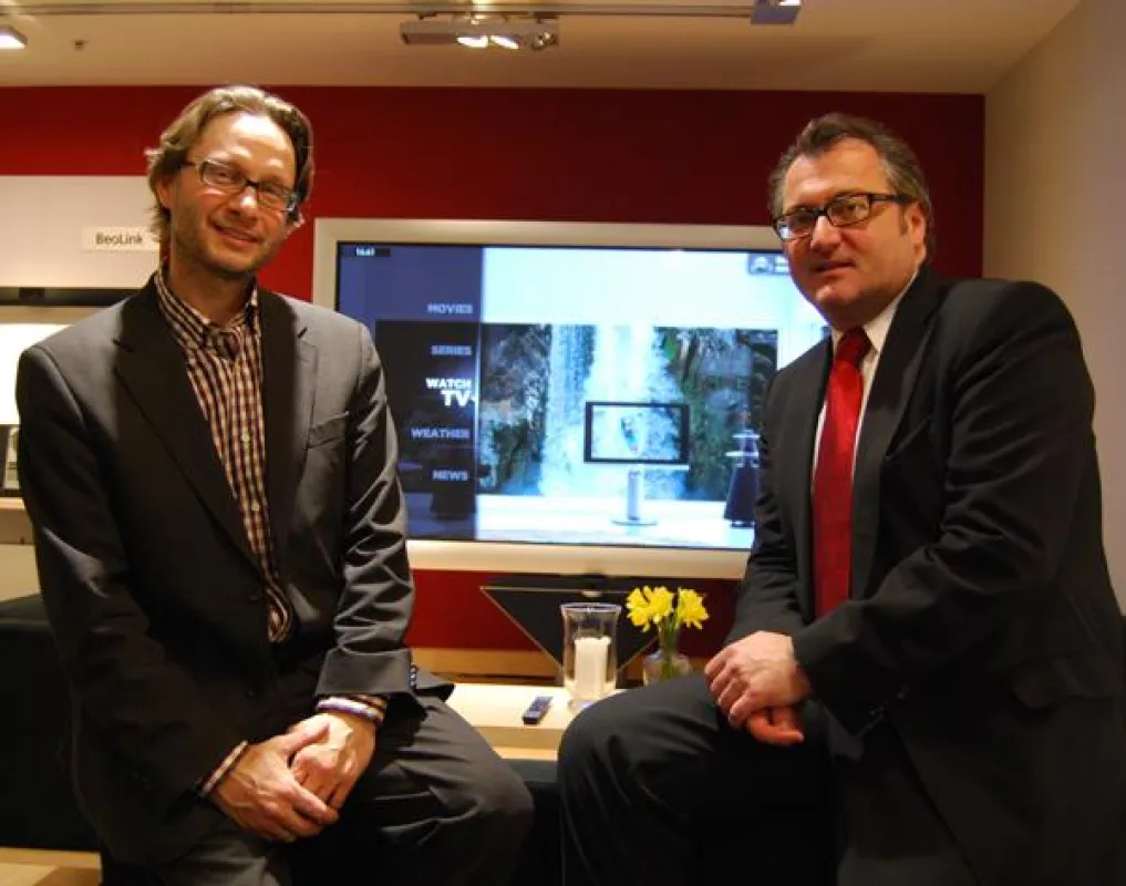 Jürgen Mandl (GF Bang & Olufsen Luitpoldblock) und Robertino Matausch (Gründer TAO Technology)