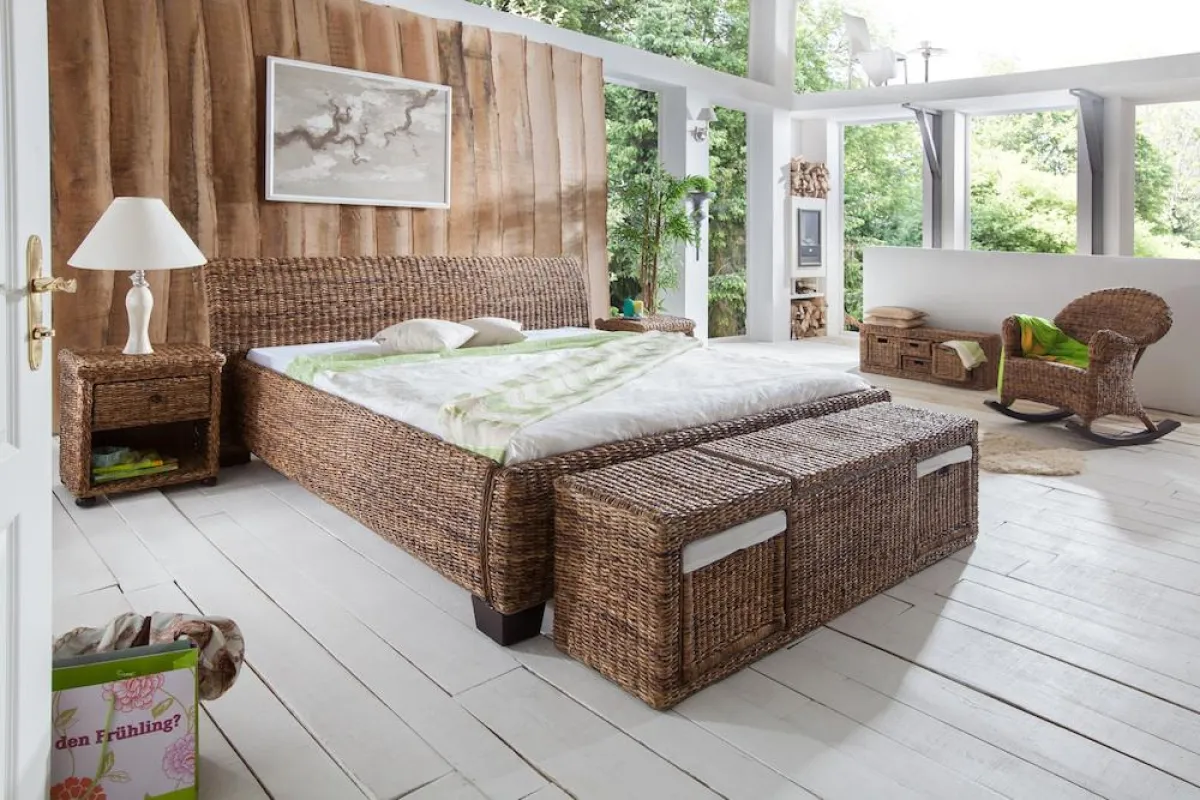 Bett Barika von massivum