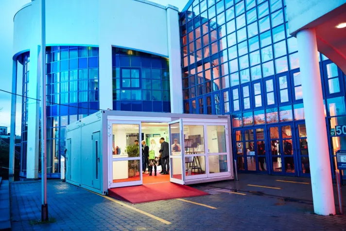 Bild: Begegnungsraum im ELA Container