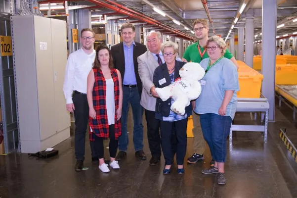 BFS-Mitarbeiter spenden an den Hospizverein Bamberg Bild: BFS-Mitarbeiter spenden an den Hospizverein Bamberg