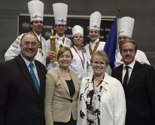 Bild: Weltmeisterschaft Bocuse d’Or: Franzosen kochen sich mit Irish Beef an die Spitze