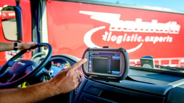 Bild: Heinloth optimiert mit Trimble-Telematik Disposition und Fuhrparkmanagement