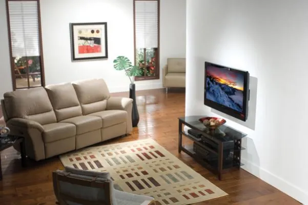 Bild: Immer der beste Fernseh-Genuss - Wandhalterungen von Sanus garantieren stets den optimalen Blickwinkel