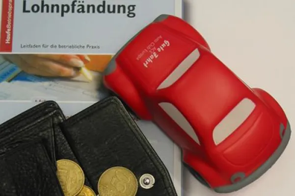 Bild: Verkehrsstrafen: „EU-Pendler“ vor Gehaltspfändung nicht sicher