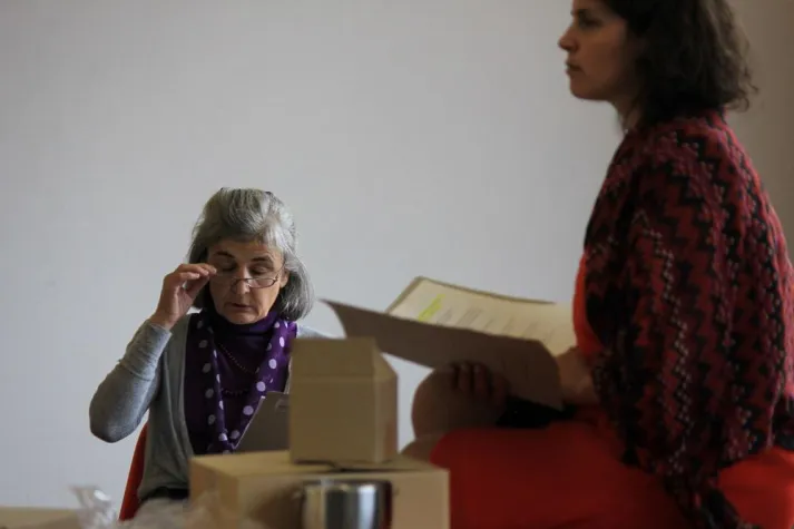 Bild: Theater-Bühne für deutsch-deutsche Annäherung