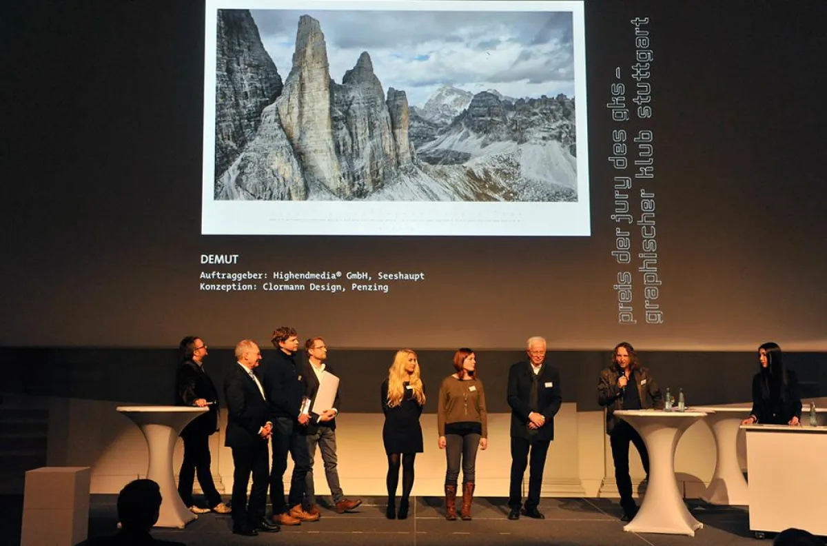Der Siegerkalender „DEMUT“ bei der diesjährigen Preisverleihung des Gregor. Foto: © Udo W. Beier