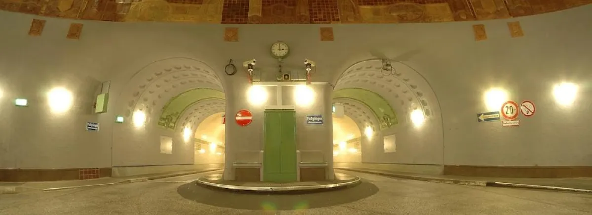 Der alte Elbtunnel als Sinnbild für Zuverlässigkeit und Modifikation