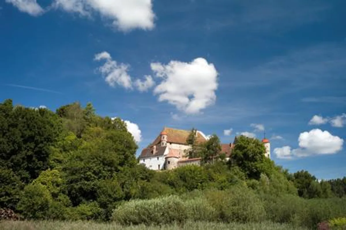 Burg Heimhof / Clemens Zahn