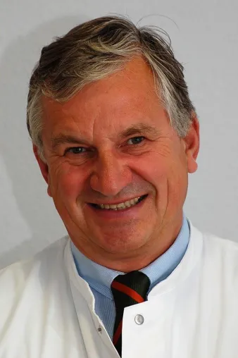 Wolff Schmiegel ist neuer Präsident der Deutschen Krebsgesellschaft Bild: Wolff Schmiegel ist neuer Präsident der Deutschen Krebsgesellschaft