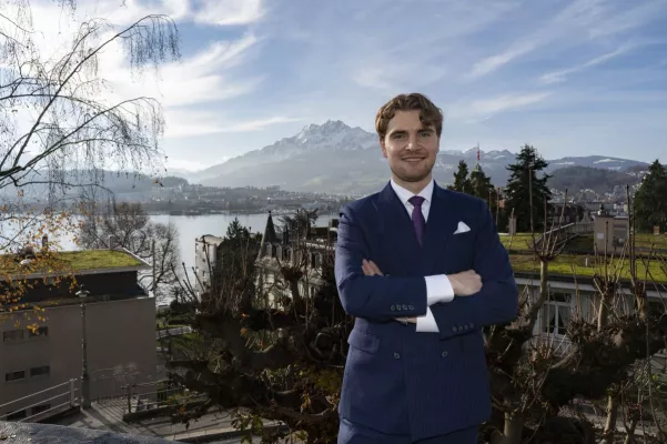 Bild: Jüngster Hoteldirektor der Schweiz: Felipe M. Smura übernahm bereits mit 22 Jahren einen Betrieb