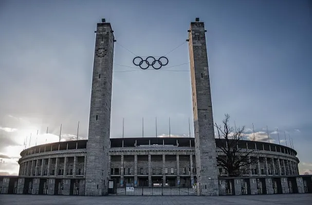 Bild: ABSOLUT Sport bietet FANfreundliche Pakete zum DFB-Pokalfinale 2015