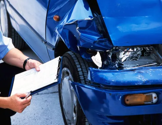 Bild: REFA Blog: Neue Arbeitsverträge und zukunftsweisende Betriebsvereinbarungen beim Kfz-Gutachter carexpert