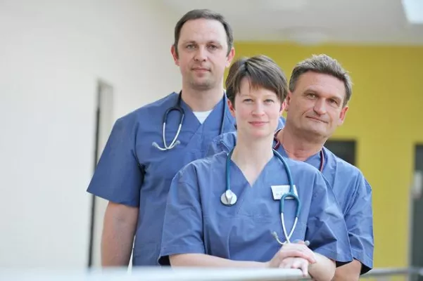 Bild: Mit Krebs leben: Therapeutische Begleitumstände wichtig für den Erfolg der Behandlung