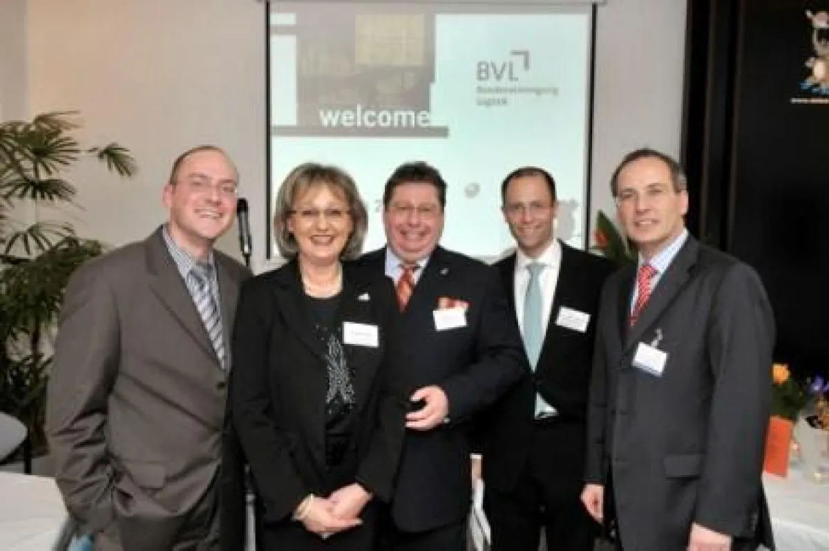 Dr. M. Schröder (BVL Rhein/Neckar), Rgina Pfriem (Öffentlichkeitsarbeit Metropolregion Rhein/Neckar) A. Gutensohn (Geschäftsführer GIGATON GmbH) Dr. C. Beckmann (Wirtschaftsförderung Kreis Bergstrasse