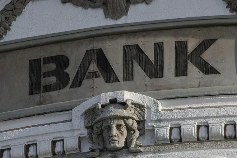 Digital im Abwehrmodus: Klassische Banken ignorieren Kundenwünsche Bild: Digital im Abwehrmodus: Klassische Banken ignorieren Kundenwünsche