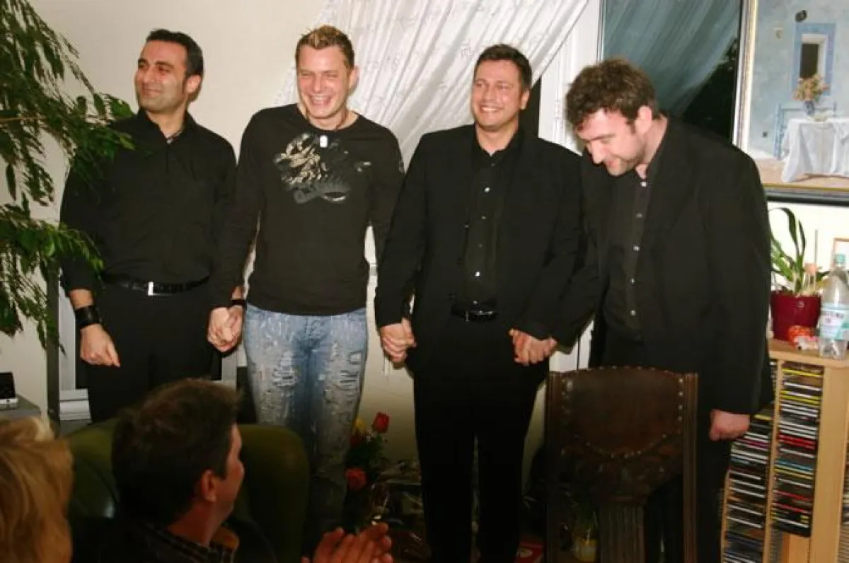 Choirblax - a cappella in black - Trauerklöße mutieren zu Unterhaltungs-Künstlern