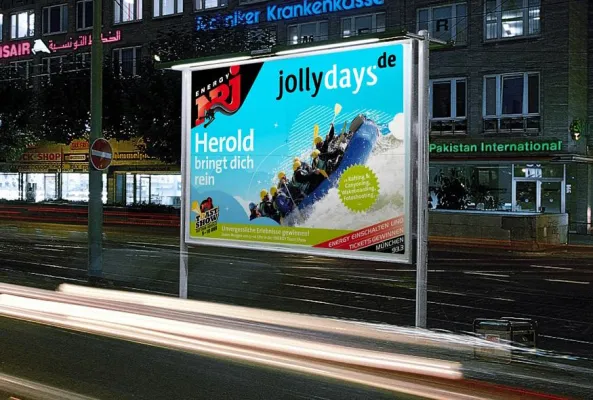 Bild: "Herold bringt dich rein" ENERGY München und Jollydays verlosen Erlebnisse mit Plakatkampagne von das formt