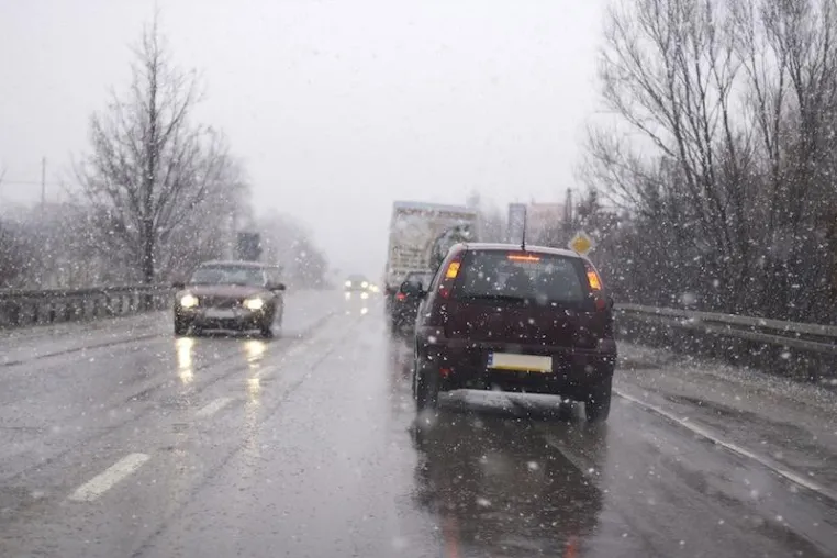 Winterreifen – aber sicher Bild: Winterreifen – aber sicher