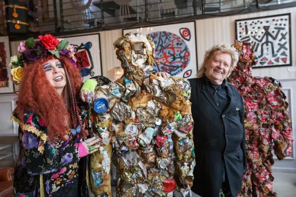 Bild: HA Schult unterstützt Leuchturmprojekt CASA COLONIA - menschenwürdiges Haus für Obdachlose und Flüchtlinge