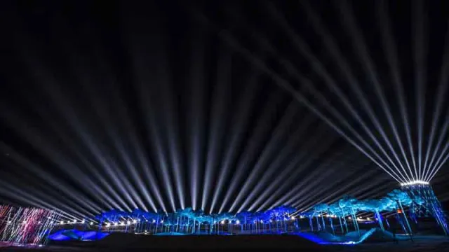 Bild: phase7 gestaltete Lichtfestival in den Swarovski Kristallwelten