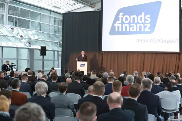 Bild: 12. MMM-Messe der Fonds Finanz ein voller Erfolg