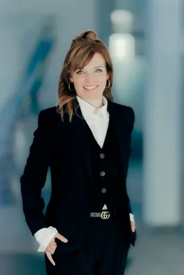 nowinta gewinnt Julia Weber als Head of Compliance & Office Management Bild: nowinta gewinnt Julia Weber als Head of Compliance & Office Management