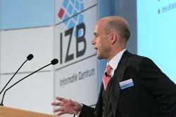 Wie virtuell wird unsere Zukunft? Bild: Wie virtuell wird unsere Zukunft?